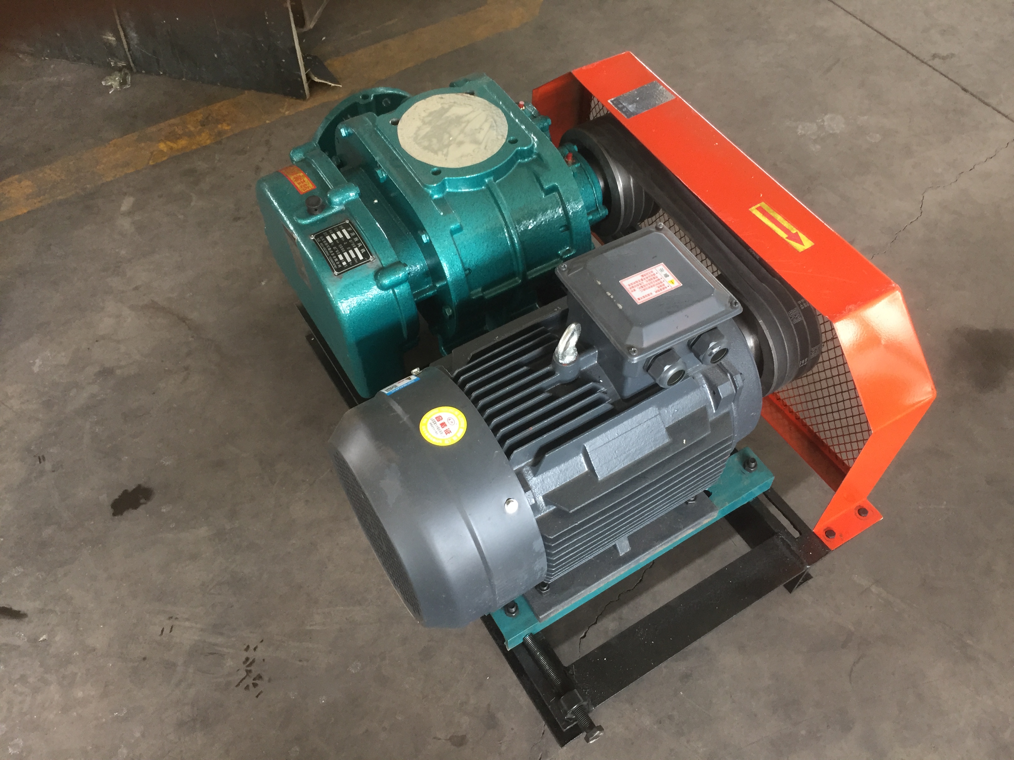 羅茨鼓風(fēng)機